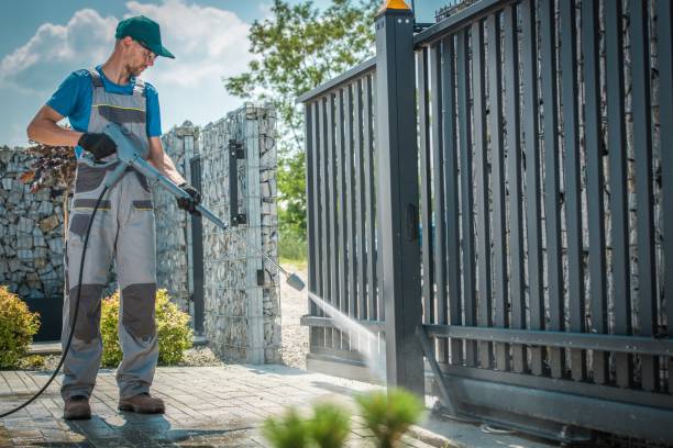 Best Pool Deck Cleaning  in Bovina, TX